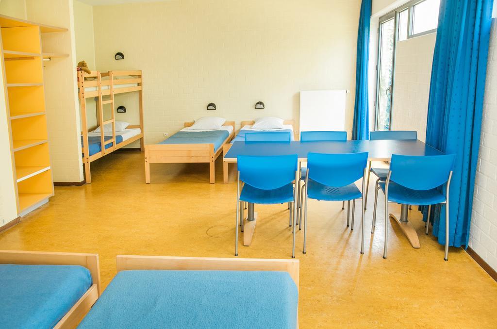 אוסטדאונקרק Jeugdherberg De Peerdevisser חדר תמונה